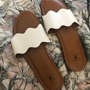 shade & shore sandals